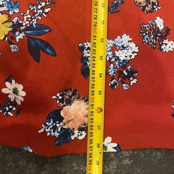 Banana Republic silky dress - Picture 9 of 12